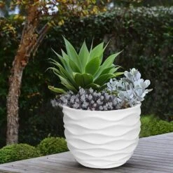 LuxenHome White MgO 15.2-Inch H Waves Design Round Planter