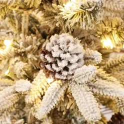 LuxenHome 3-Piece Pre-Lit Snowy Branches Artificial Christmas Tree Set With Metal Base Green 21 LuxenHome 3-Piece Pre-Lit Snowy Branches Artificial Christmas Tree Set With Metal Base Green -Garden GUEST 1801b06a e5e6 46be bed5 bf1180fe65b7