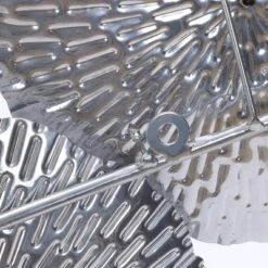 LuxenHome Silver And Gold Flowers Metal Wall Decor -Garden GUEST 41b26147 e52f 4bc7 b537 def39b4208aa