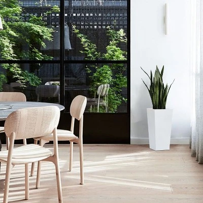 LuxenHome Square Tapered 18.5" H House Planters, Indoor & Outdoor White 6 LuxenHome Square Tapered 18.5" H House Planters, Indoor & Outdoor White - Image 4