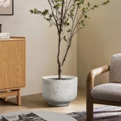 LuxenHome Rustic Planter – White & Gray Round MgO Pot With Drainage Plug -Garden GUEST 95db0d4d bfb7 4aff 8e4b 0f329531925a