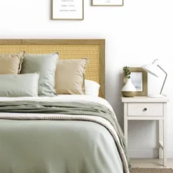 LuxenHome Natural Finish Rubberwood With Rattan Panel Headboard, Queen Brown -Garden GUEST c9da0e7b a47a 4029 9ed5 5e2975979995