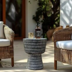 LuxenHome Outdoor Side Table, 15" Black Round Spiral Pattern End Table, Accent Side Table For Outdoor And Indoor,Coffee Tables For Patio -Garden GUEST d9e303f3 bbc5 40b9 a4a6 c227e359a24b