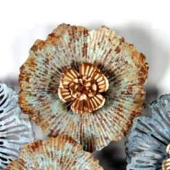 LuxenHome Multi-Color Distressed Flower Metal Wall Decor -Garden GUEST dd3074e0 c1fc 4376 80db 07130dd63659
