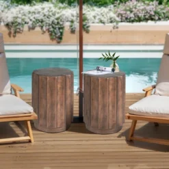 LuxenHome Outdoor Side Table,18" Weathered Copper Brown Cement Round Patio End Table,Accent Table For Outdoor And Indoor